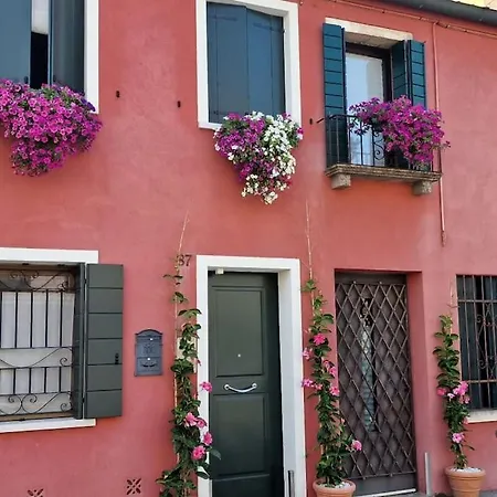 Storico Fronte Piazza In Borgo Portello *