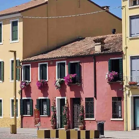 Apartment Storico Fronte Piazza In Borgo Portello *